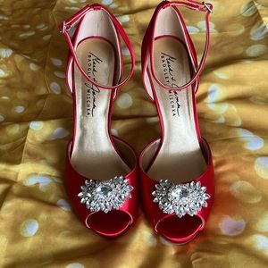 Badgley Mischka Satin shoes